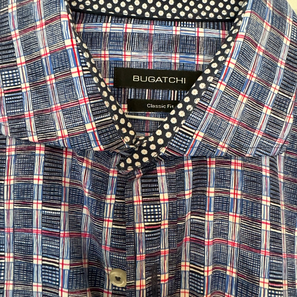 Bugatchi Men’s shirt, size Large